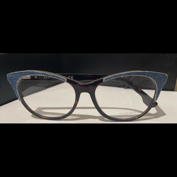 Authentic Diesel frame - Picture 3 of 6